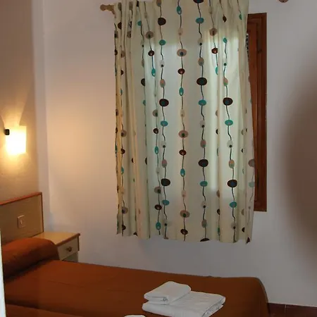 Sol Isla * أرينال دو ان كاسيل